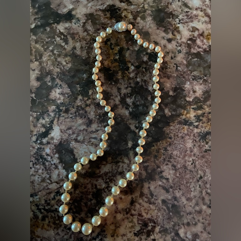 Pearl Necklace with Pearl & Silver Clasp - Picture 1 of 2